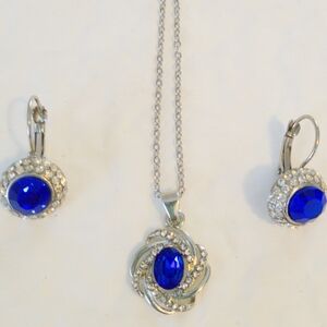 Elegant Silver Necklace with Royal Blue Stones